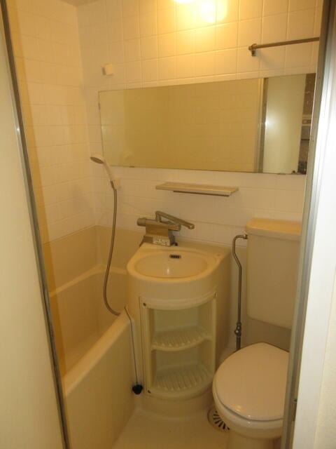 シャワールーム