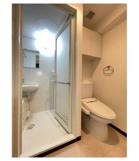 シャワールーム