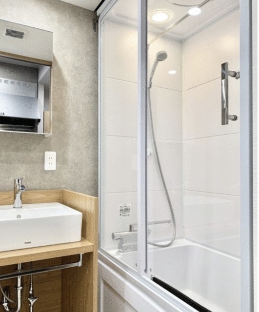 シャワールーム