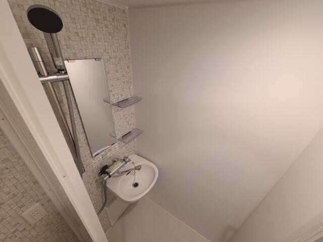 シャワールーム