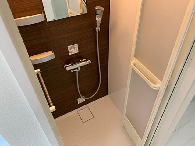 シャワールーム