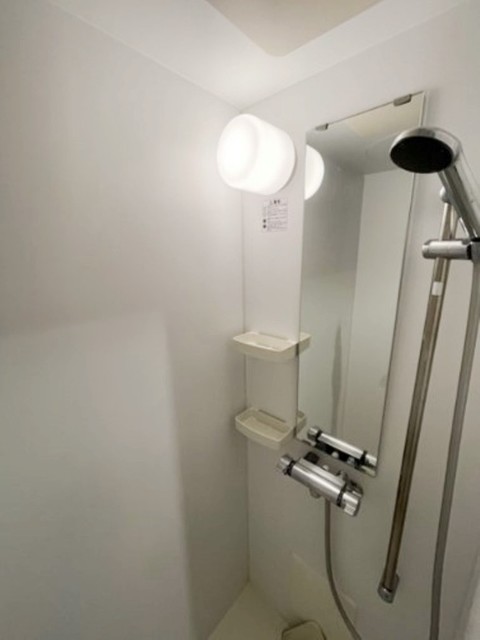 シャワールーム