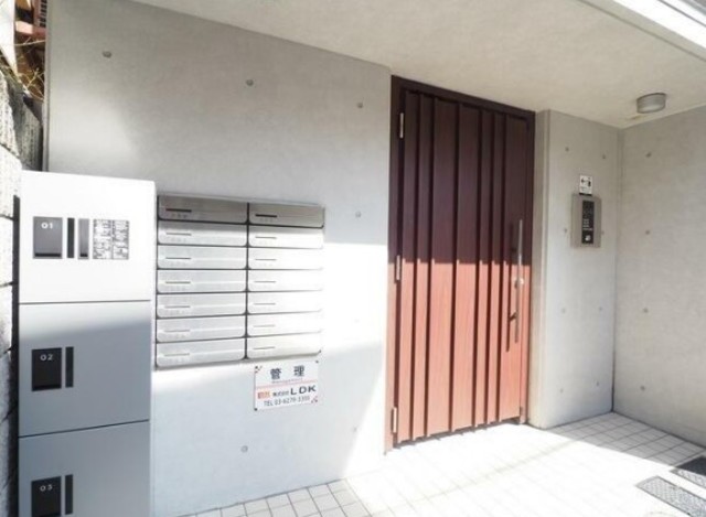 建物エントランス