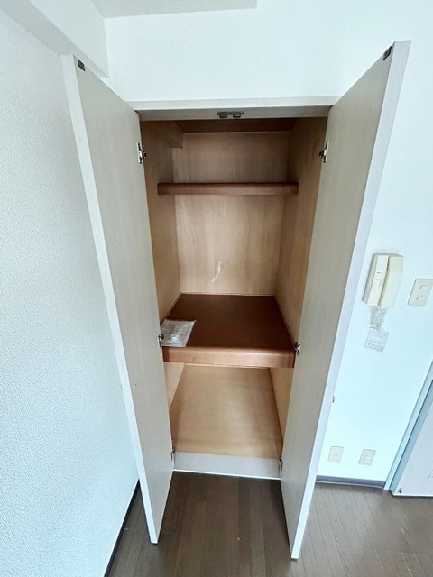 収納