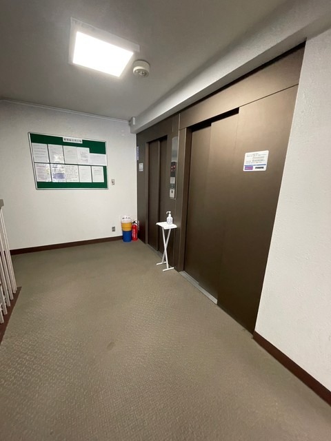 ロビー