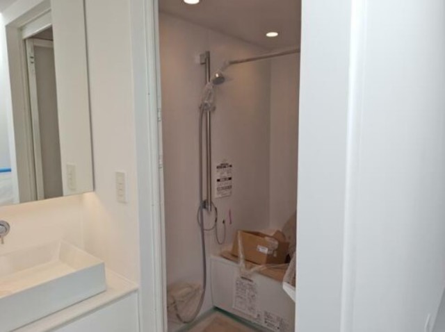 シャワールーム