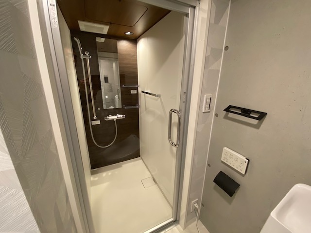 シャワールーム