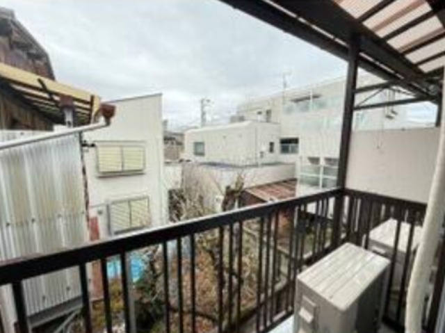 バルコニー
