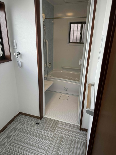 シャワールーム