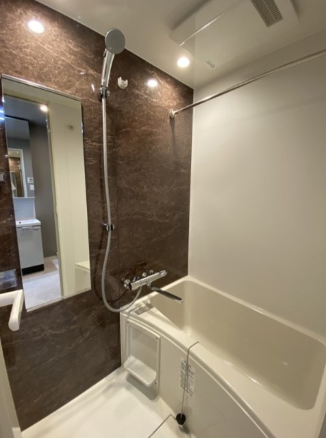 シャワールーム