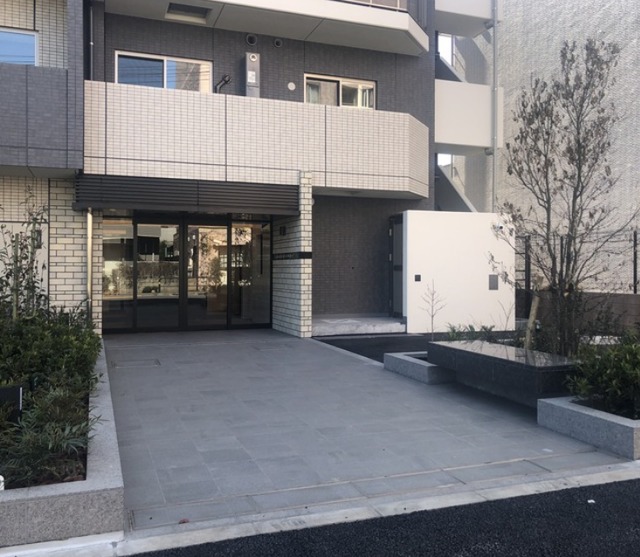 建物エントランス