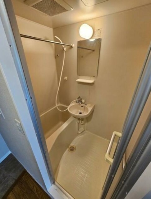 シャワールーム