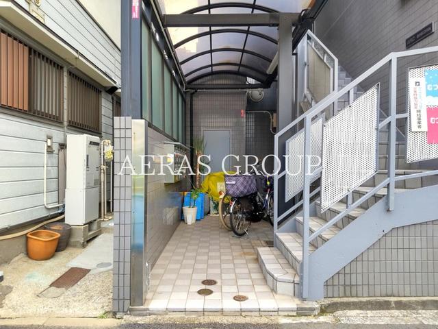 建物エントランス