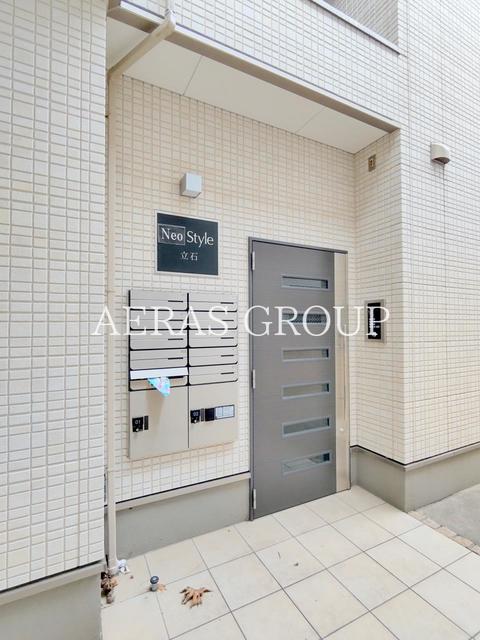 建物エントランス