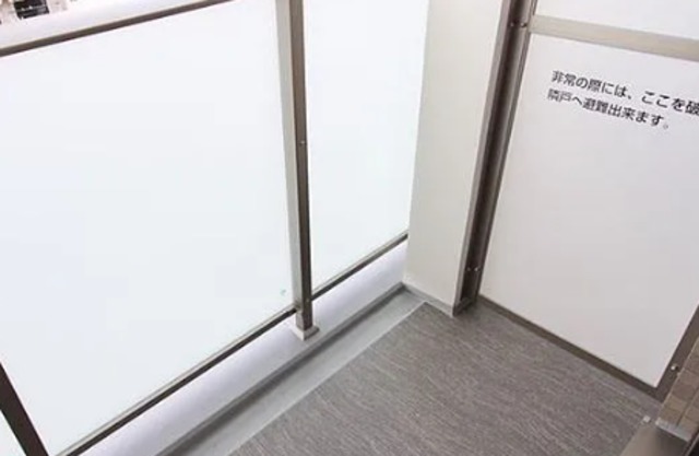 バルコニー