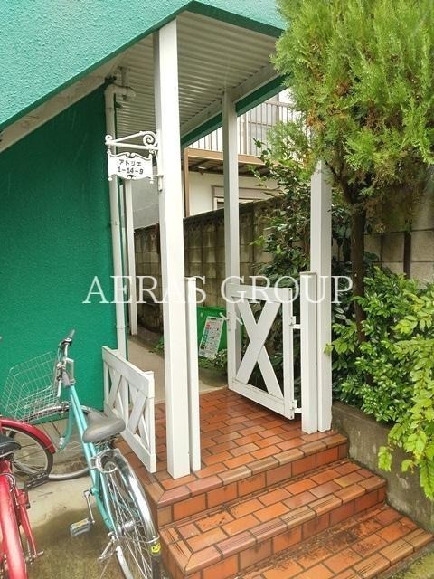 建物エントランス