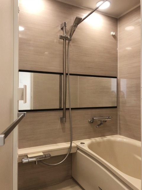 シャワールーム