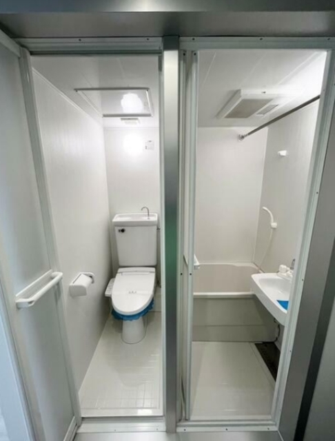 シャワールーム