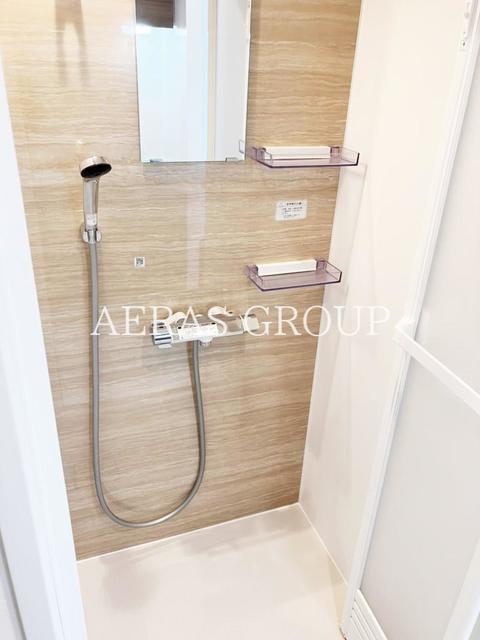 シャワールーム