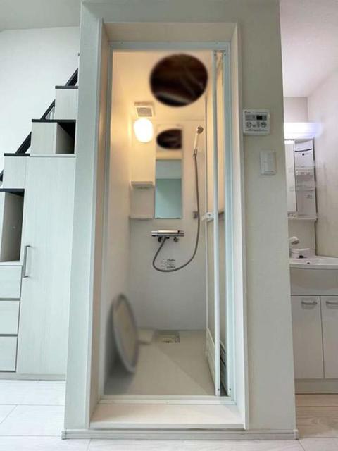 シャワールーム