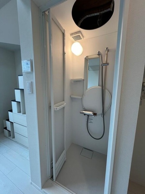 シャワールーム