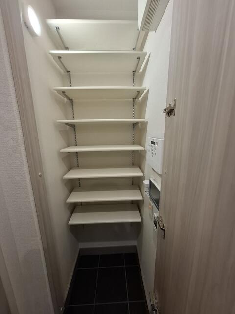 収納