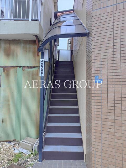 建物エントランス