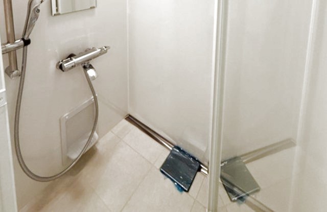 シャワールーム