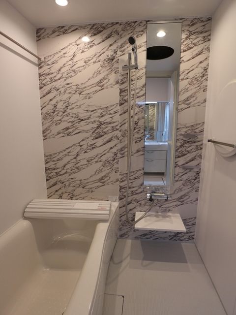 シャワールーム