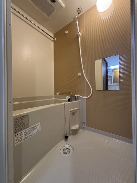 シャワールーム