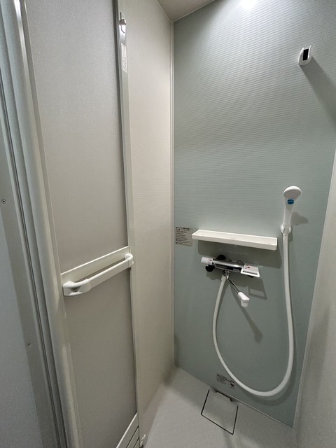 シャワールーム