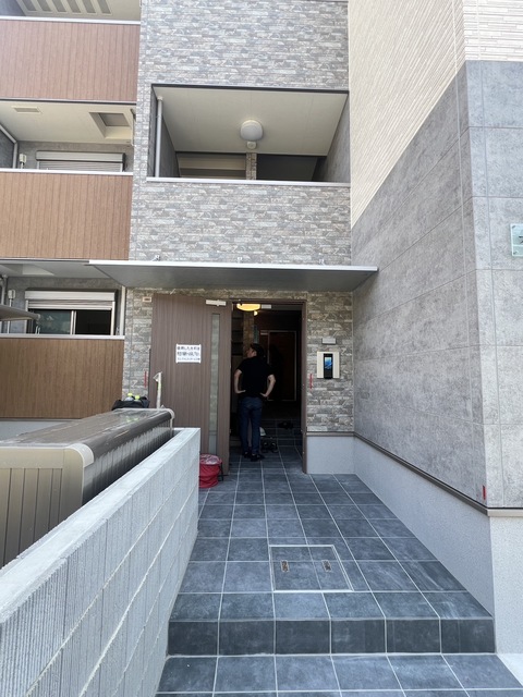 建物エントランス