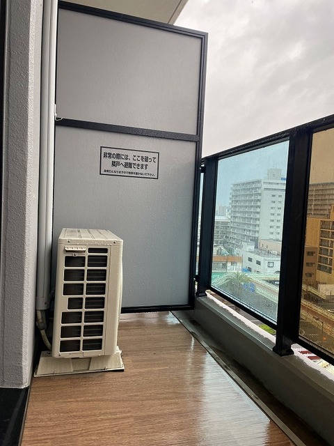 バルコニー