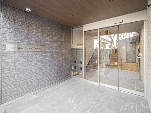 建物エントランス