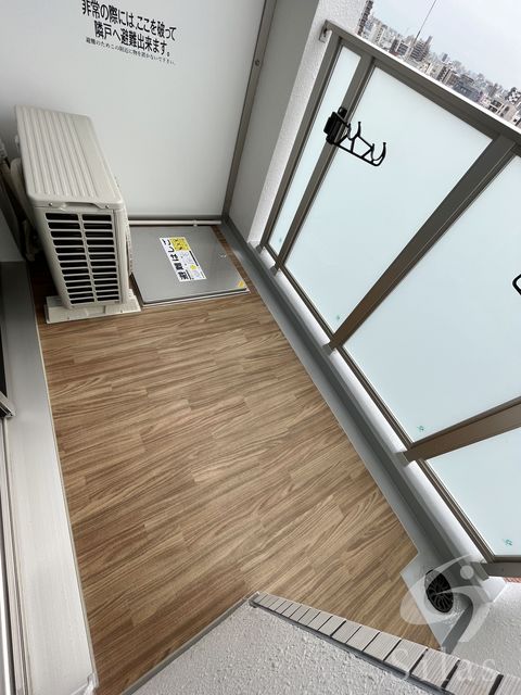 バルコニー