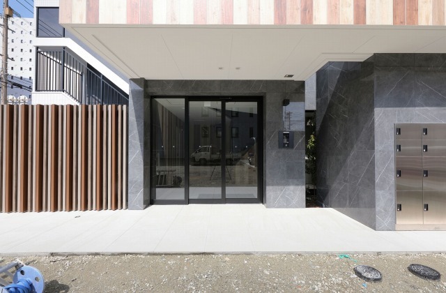 建物エントランス