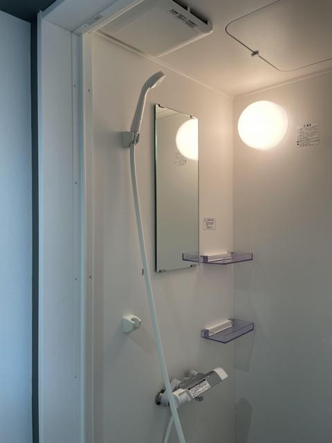 シャワールーム