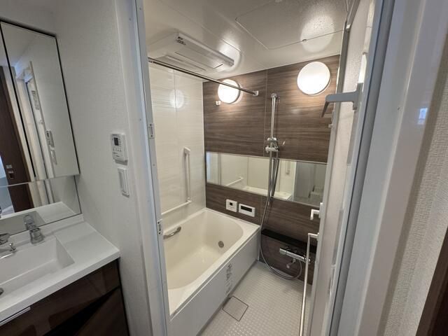 シャワールーム