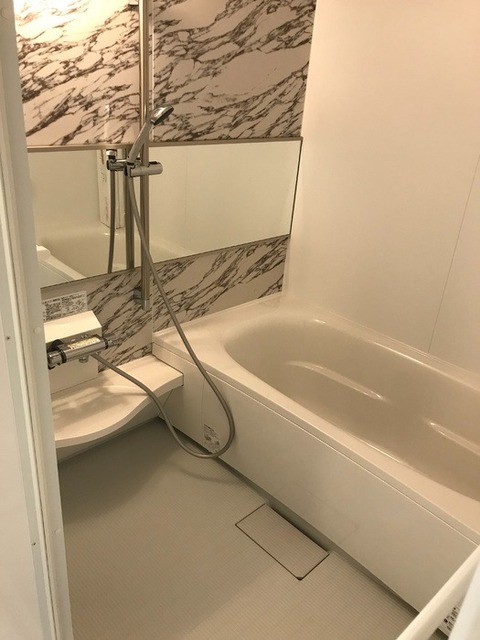 シャワールーム