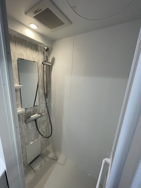 シャワールーム