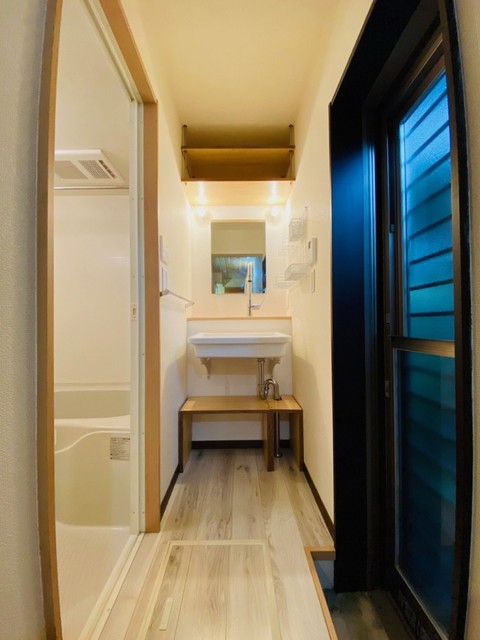 シャワールーム