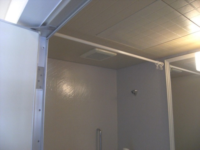 シャワールーム