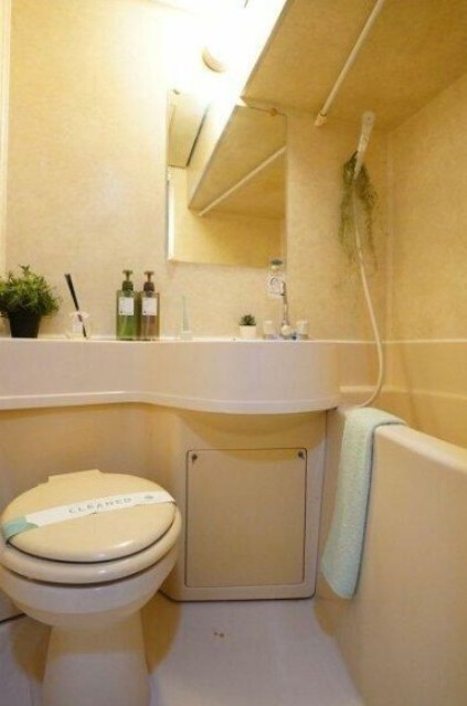 シャワールーム