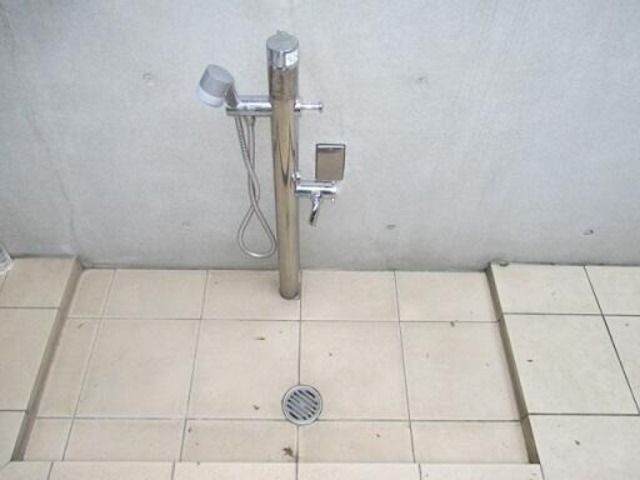 シャワールーム