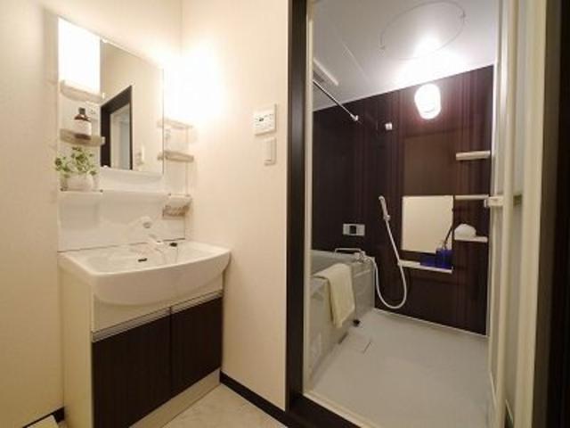 シャワールーム