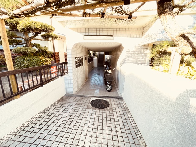 建物エントランス