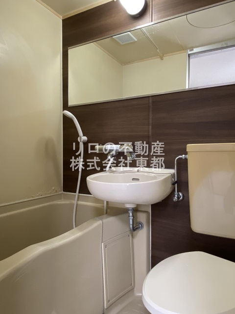 シャワールーム