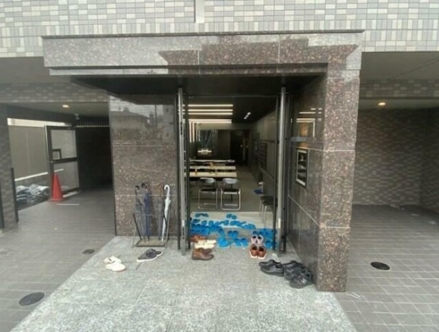 建物エントランス