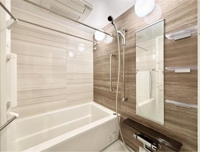 シャワールーム