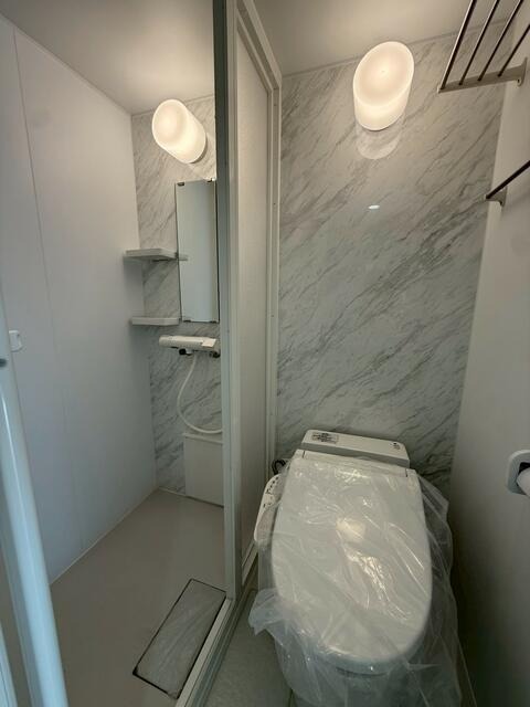 シャワールーム